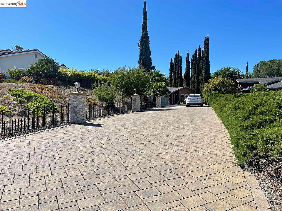 1st image of 4308 Oakdale Pl