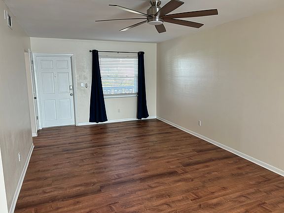 5th image of 3125 36th St N APT 314