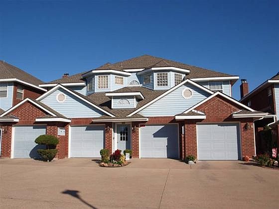 1st image of 507 NW Fairway Villa Pl