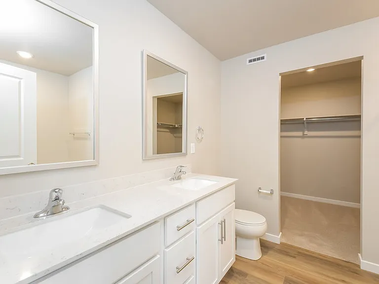 7405 Crystal Ave — Photo 15