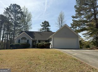 312 Orchard Hill Ct, Ellenwood, GA