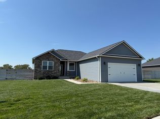2201 Prairie Rose Dr, Great Bend, KS 67530