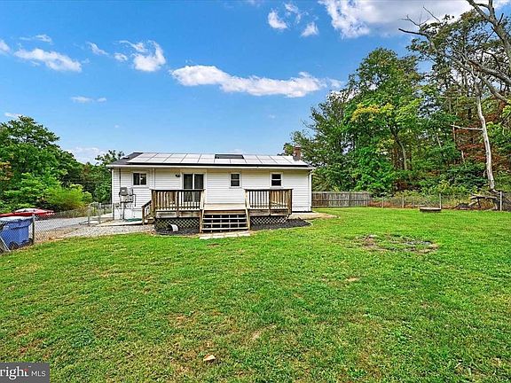 5th image of 3102 Laurel Bush Rd