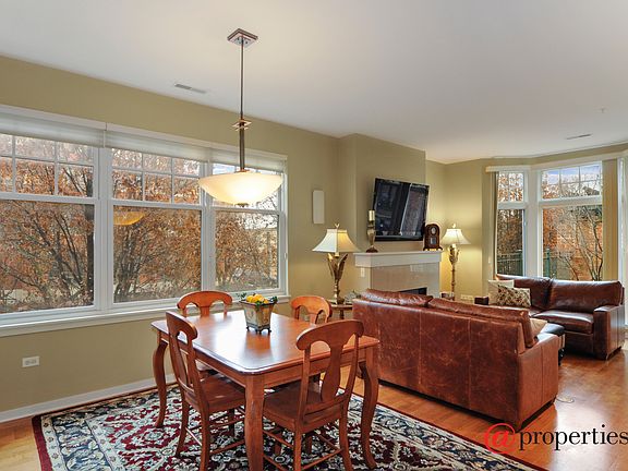 Living Room / Dining Room