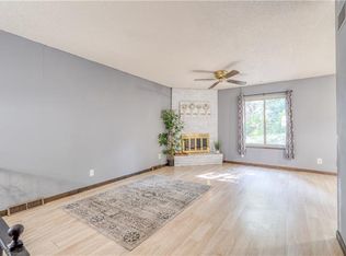 7 W Bannister Rd, Kansas City, MO 64114