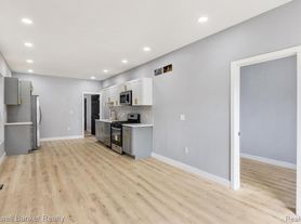 639 Belmont St, Detroit, MI