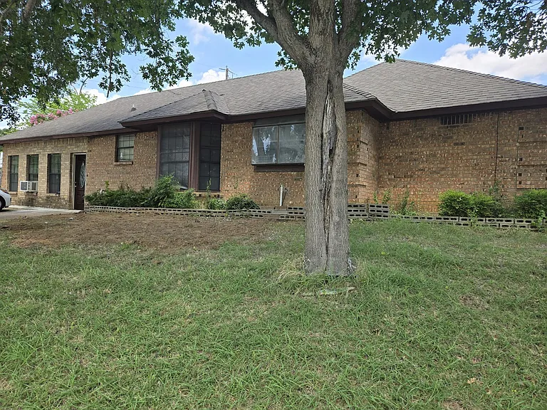 5101 Bellefontaine Dr — Photo 7