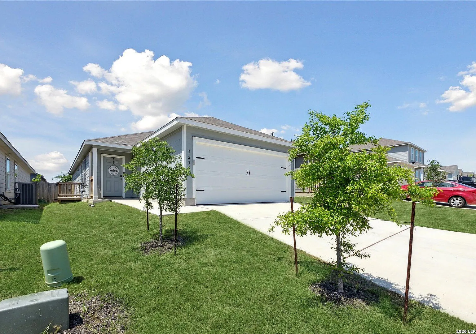 Available Now: Modern 3-Bedroom Home in San Antonio — Photo 2