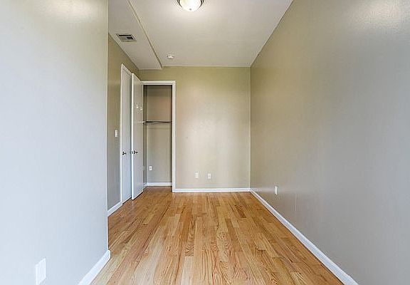 3rd image of 353 Grove St #1R