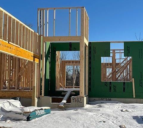 4th image of 9132 Terrazza Ct N