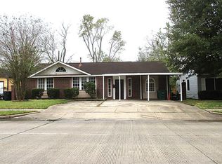 4918 Airport Blvd, Houston, TX 77048