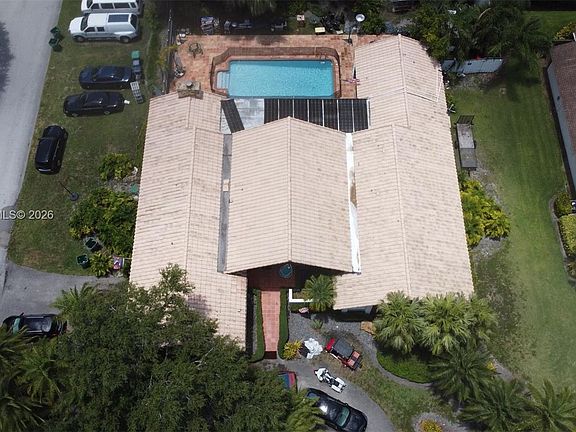 2nd image of 10500 SW 126th St