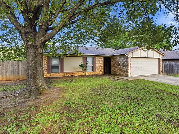 2nd image of 5717 Cedar Ridge Dr