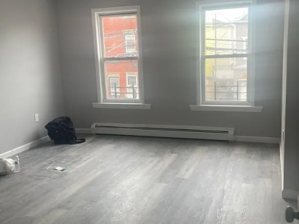 156 Livingston St Floor 2, Elizabethport, NJ 07206