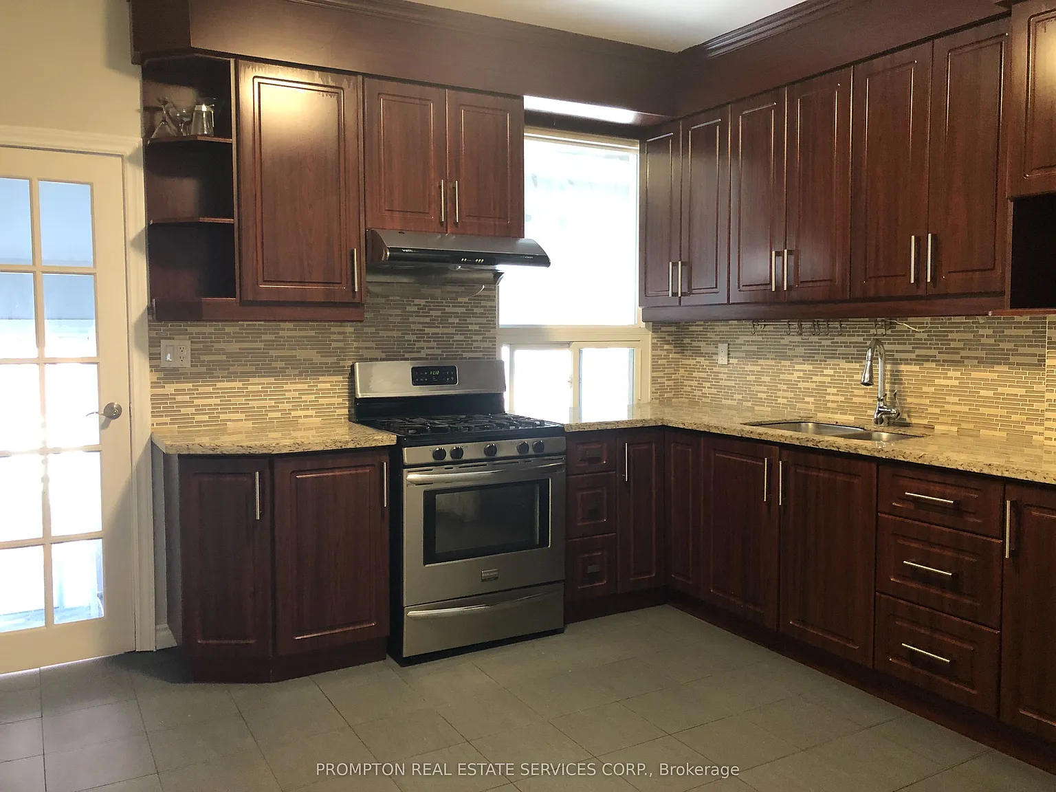 3 bed, $3,300 — Photo 3