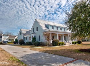 100 N Stargazer Ct, Hampstead, NC 28443