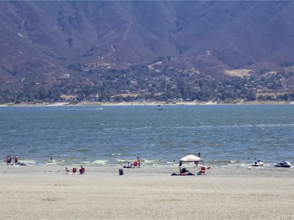 405 W Flint St, Lake Elsinore, CA 92530