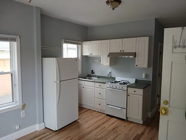 589 South St #1 — Photo 4