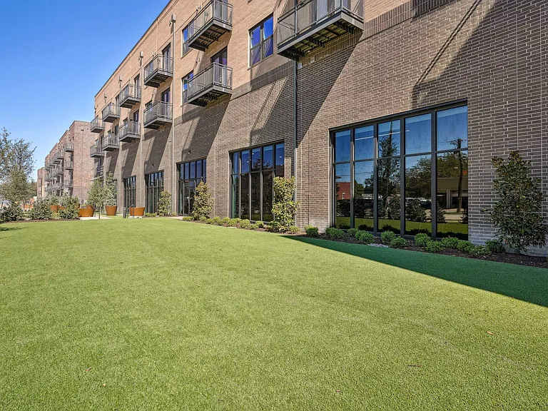 Heritage McKinney Square — Photo 34