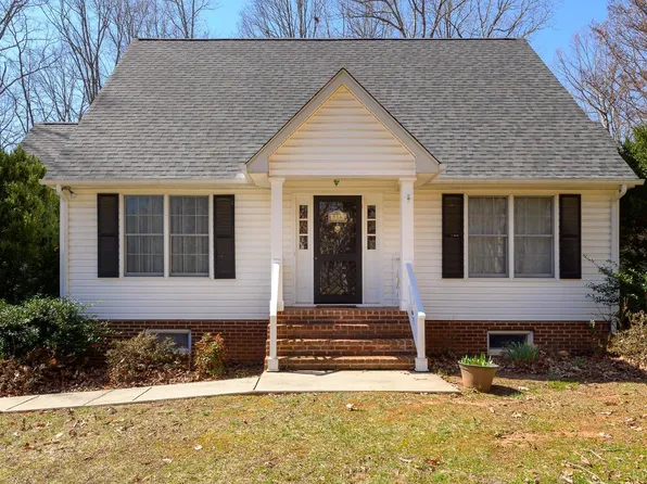 158 Foxfield Run, Amherst, VA 24521