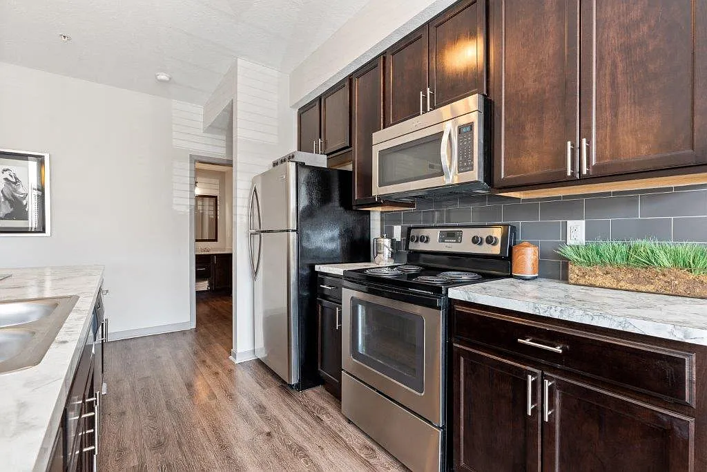 Palmer House Apartment Homes — Photo 1