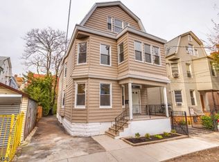 226 N 11th St, Newark, NJ 07107