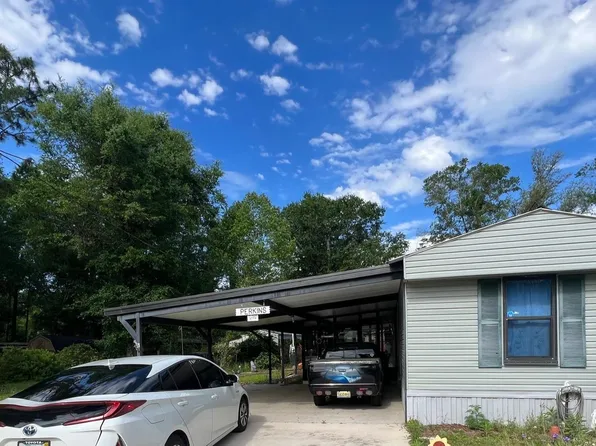 1578 Pensacola Dr, Lillian, AL 36549