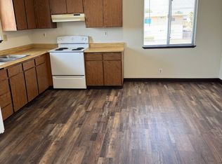 766 N Sanborn Rd APT 5, Salinas, CA 93905