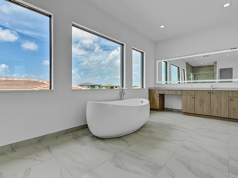 9523 Riverside Park Dr — Photo 32