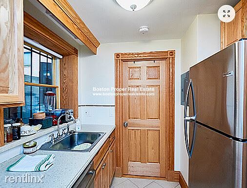 16 South Russell St. #A Boston - Beacon Hill Unit Photo 2