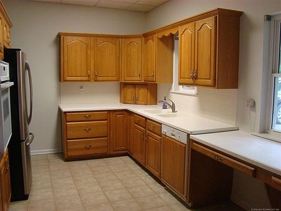 Spacious Kitchen