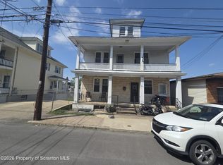 219 E Elm St, Dunmore, PA 18512