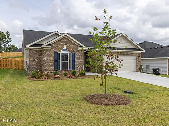 4th image of 2722 Inverness Drive