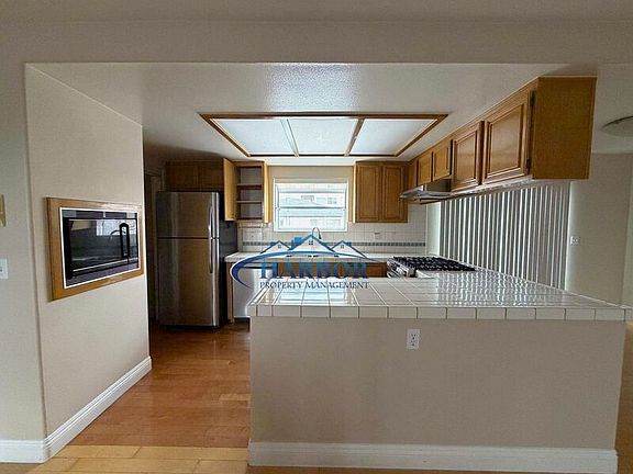 5th image of 1258 W 25th St APT 2