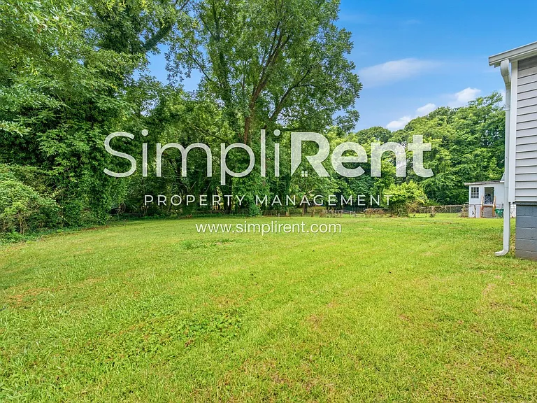 4401 Highland Rd — Photo 18