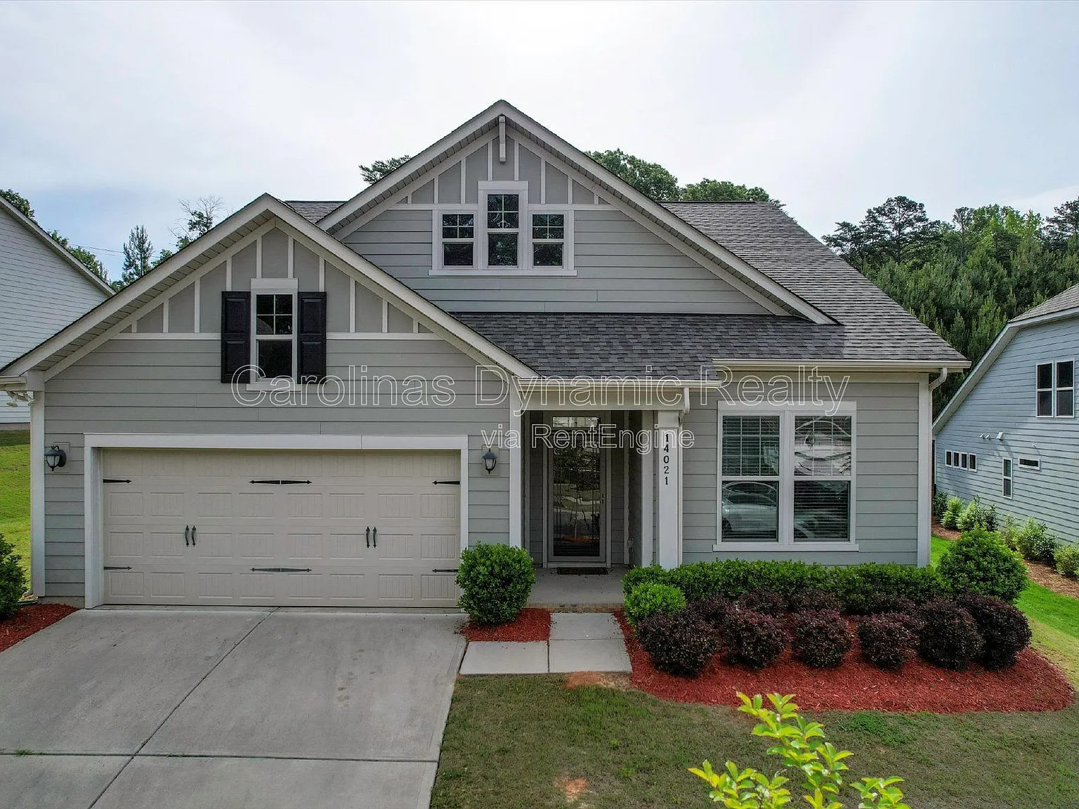 3 bed, 2.0 bath, 1904 sqft, $2,600 — Photo 2
