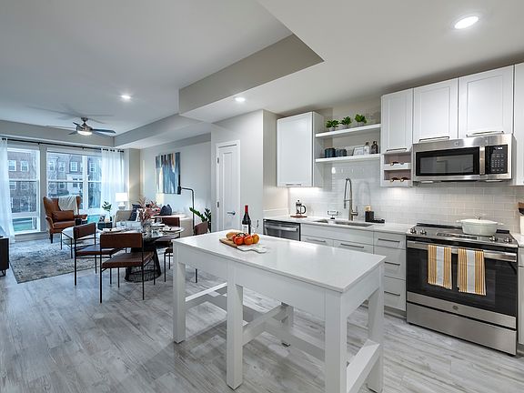 3rd image of 800 Rockwell Ave #770