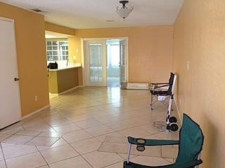 4th image of 1206 Carriage Ln