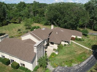 1211 Orchard Ridge Rd, Bloomfield Hills, MI 48304