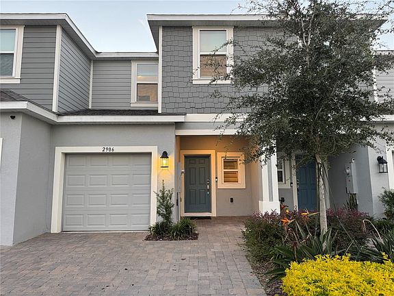 3rd image of 2906 CANARY AVENUE