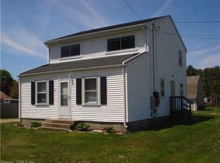 113 Hewitt Rd, Mystic, CT 06355