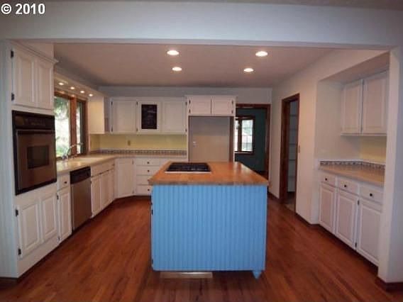 2nd image of 1353 Troon Dr