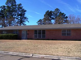 13 Camelia Ln, Texarkana, TX 75503