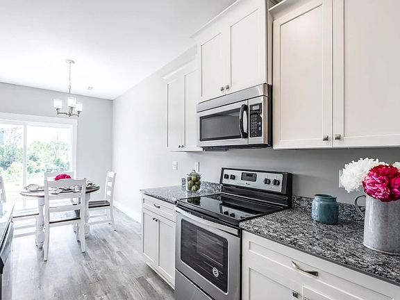 4th image of 193 Marbella Cir #175