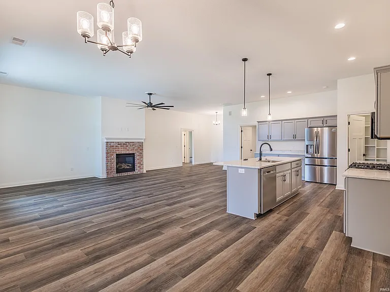 1634 White Fawn Dr — Photo 11