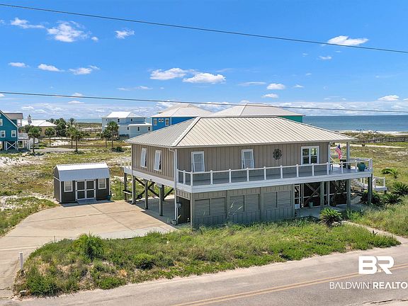 3rd image of 418 Veterans Rd