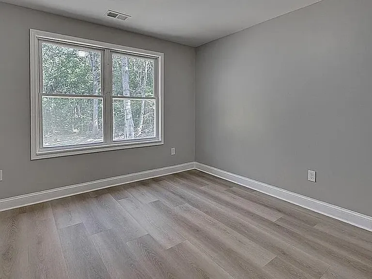 1559 Allen Ct — Photo 13