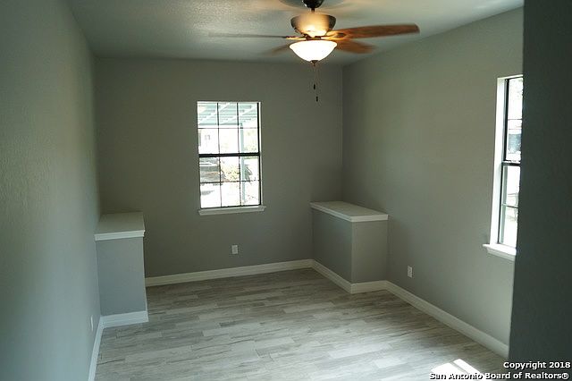 2nd image of 123 Kinder Dr
