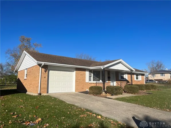 220 S 1st St, Union City, OH 45390