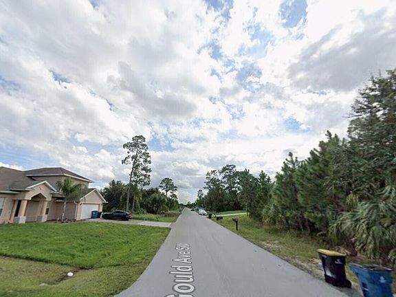 2nd image of 1756 SW Gould Ave Avenue SW